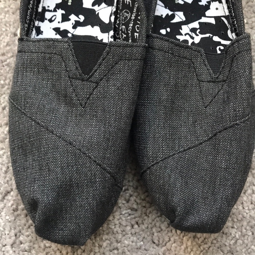TOMS 💥 BRAND NEW 💥 - Picture 3 of 6